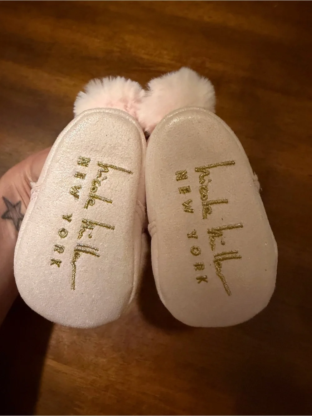 Pink Pom Baby Shoes - Soft Cozy Slip-Ons newborn baby size 1 (0-3 months)